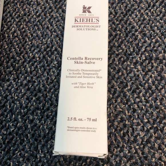 Kiehls Centella Recovery Skin Salve - Picture 3 of 5